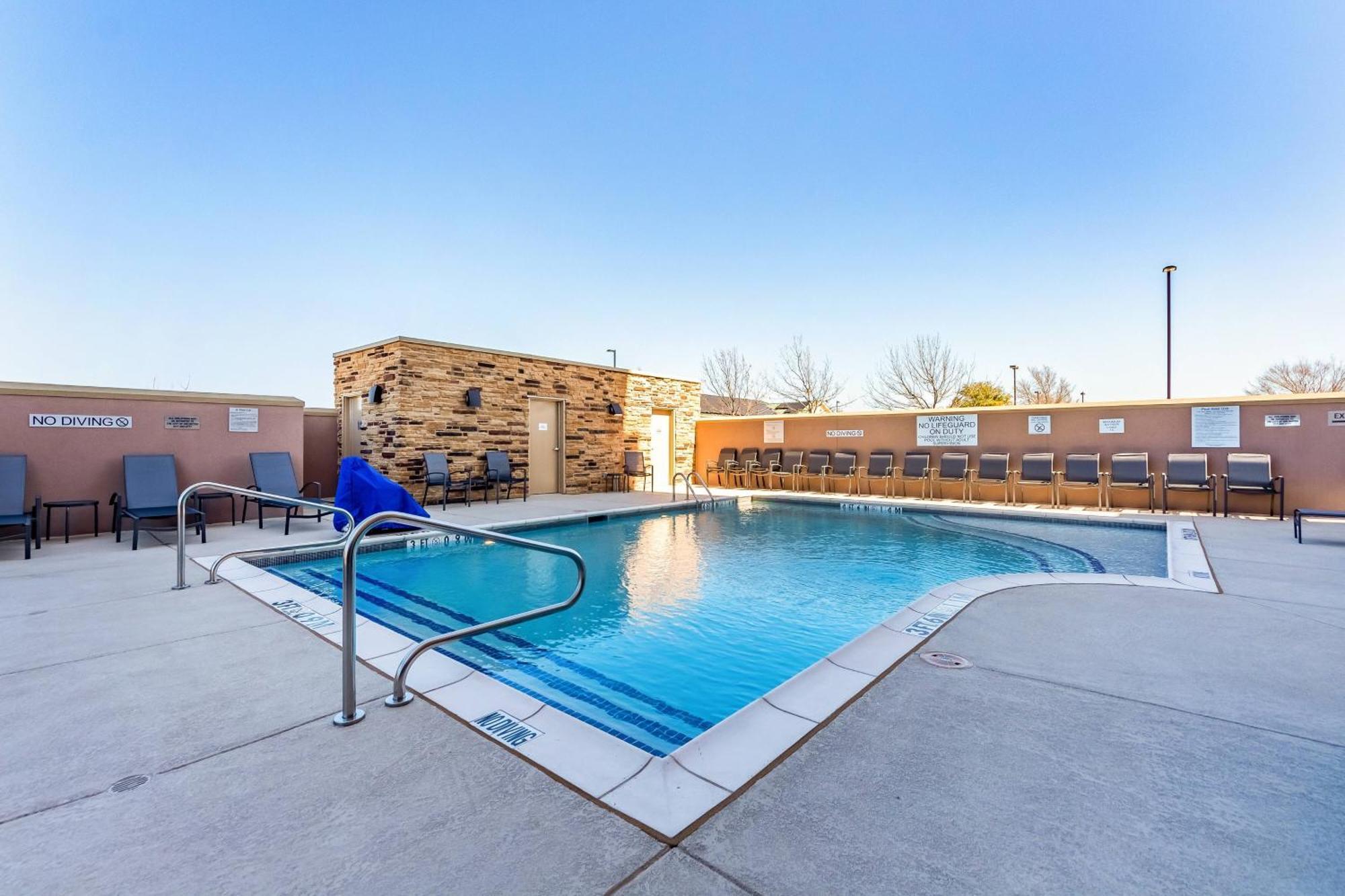 Fairfield Inn & Suites Dallas Arlington South Exterior photo